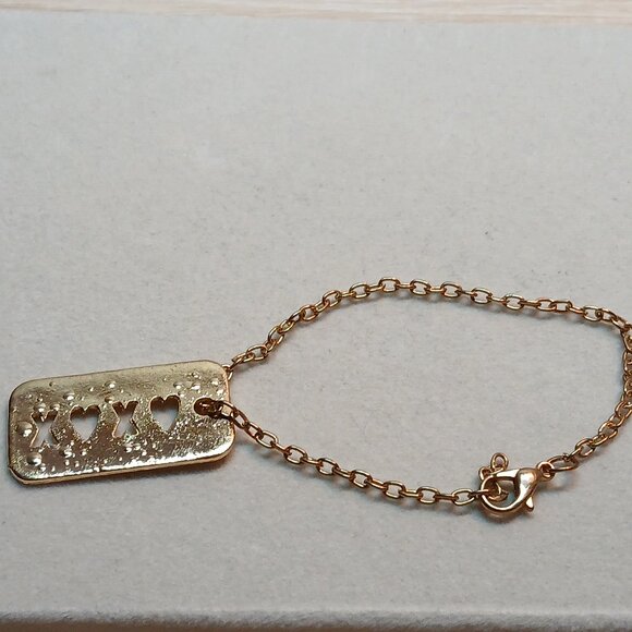 Gold Tone Metal Heart X Pendant with Small Bracelet Gold Tone Chain #14 - Picture 3 of 13